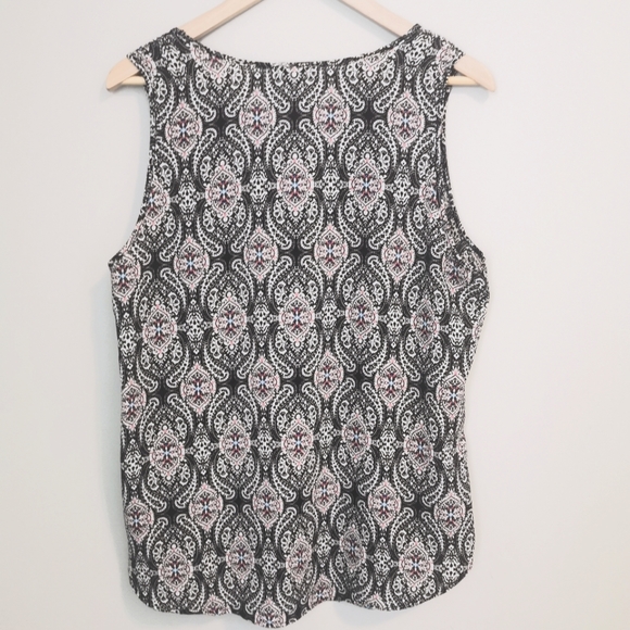 Nordstrom sleeveless Paisley Print with front keyhole - Picture 5 of 8